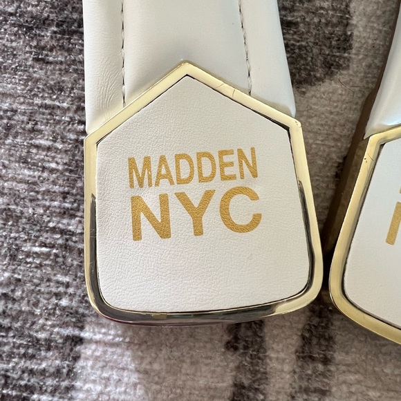 White Madden NYC Sandles - Picture 7 of 8